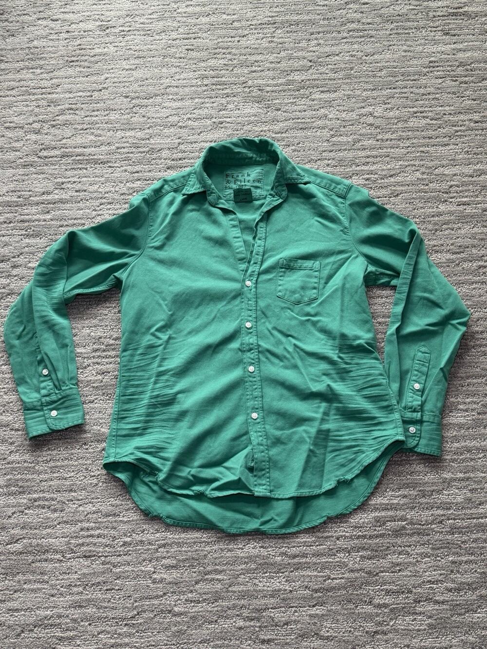 Frank & Eileen Womens XS Button Up Green 100% Linen Shirt Blouse Long Sleeve